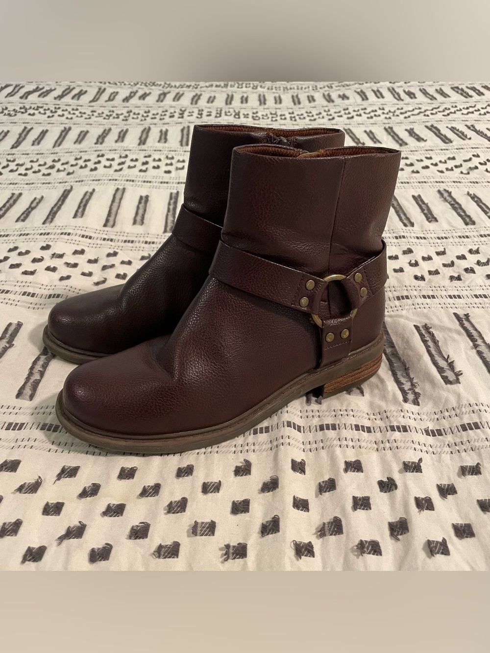 b.o.c. Born Concept Harness Ankle Boots Brown Moto Booties 7W